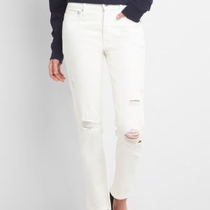 GAP Resolution True Skimmer distressed jeans
